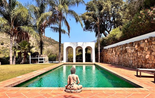 Amazing home in Marbella with private swimming pool, can be inside or outside