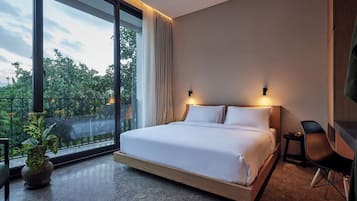 Caja de seguridad en la habitación, wifi gratis y ropa de cama