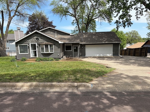 Okoboji Lake View Retreat- Families, Fishing & Fall Getaways
