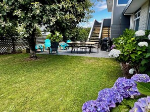 Outdoor dining - Views @ Four Winds (Taupō)