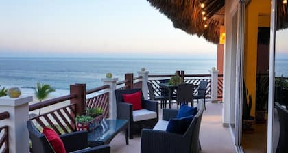 Penthouse Oceanfront Two bedroom - Palapa Roof 1253