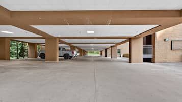 Condo, 2 Bedrooms | Property grounds