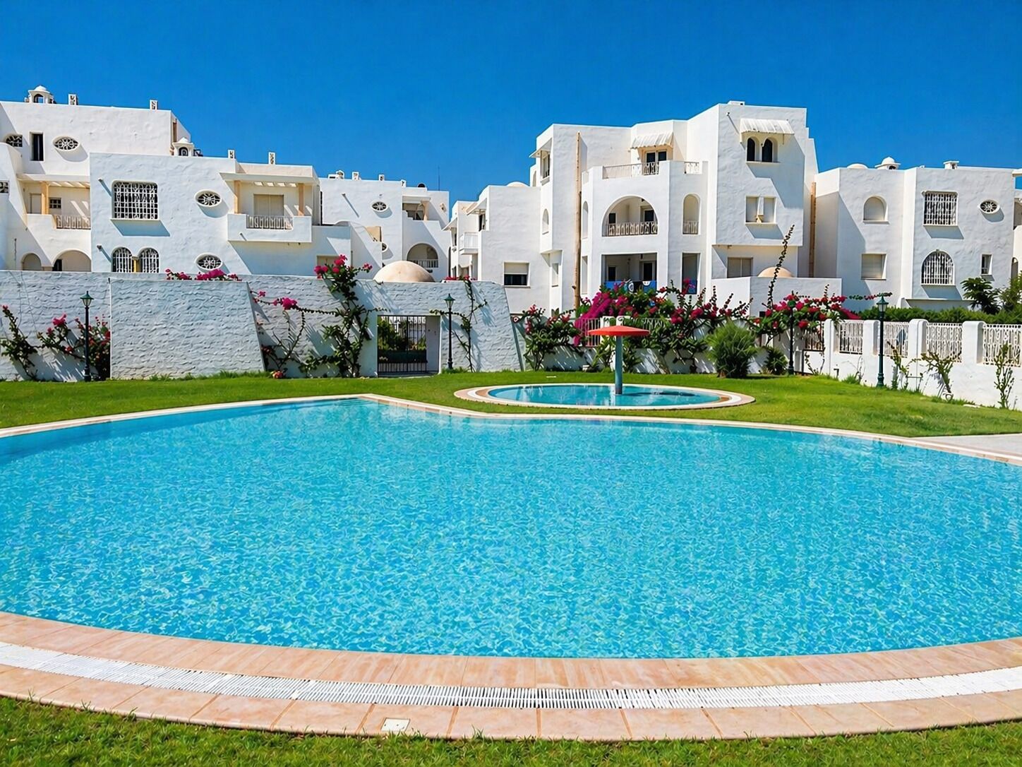 Seasonal outdoor pool