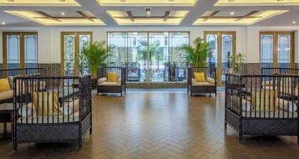 Libo Daqikong Bamboo Garden Boutique Hotel (East Gate Ticket Hall Store of Xiaoqikong Scenic Area)