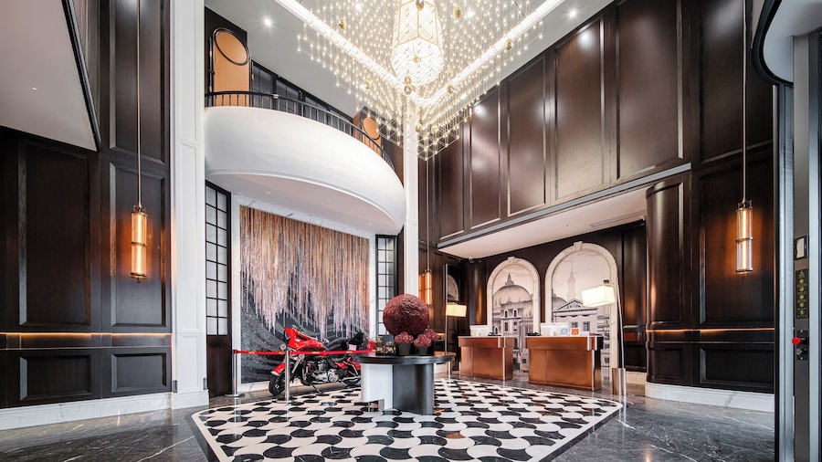 Q.pavilion hotel