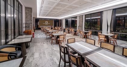 Q.pavilion hotel
