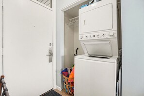 Interior - 🏖️ Top-Floor Bay-View 1BR @ The Shores | Grand Traverse Resort | Sleeps 6 (Williamsburg)