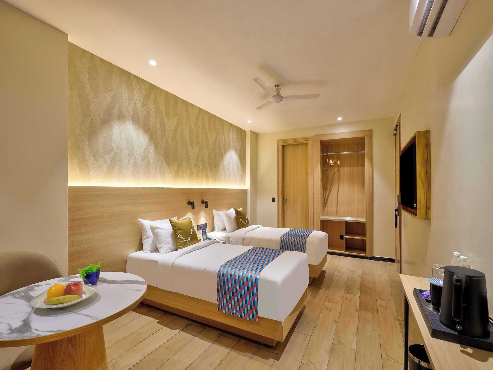 Desk, free WiFi, bed sheets