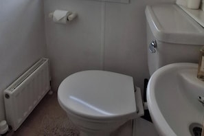 Unclassified image, 5 of 12, button - Static Caravan, 3 Bed, Sleeps 7, Family Friendly (Northampton)