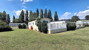 Unclassified image, 3 of 12, button - Static Caravan, 3 Bed, Sleeps 7, Family Friendly (Northampton)