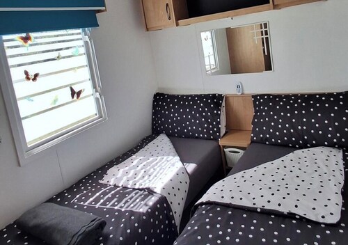 Static Caravan, 3 Bed, Sleeps 7, Family Friendly