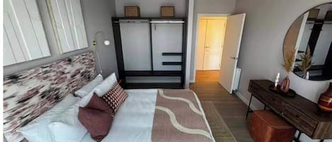 2 bedrooms, WiFi, bed sheets