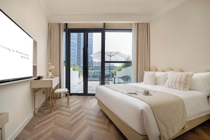 Romantic Double Room, City View | View from room - Secluded Comfort City Resort Hotel (Hangzhou)