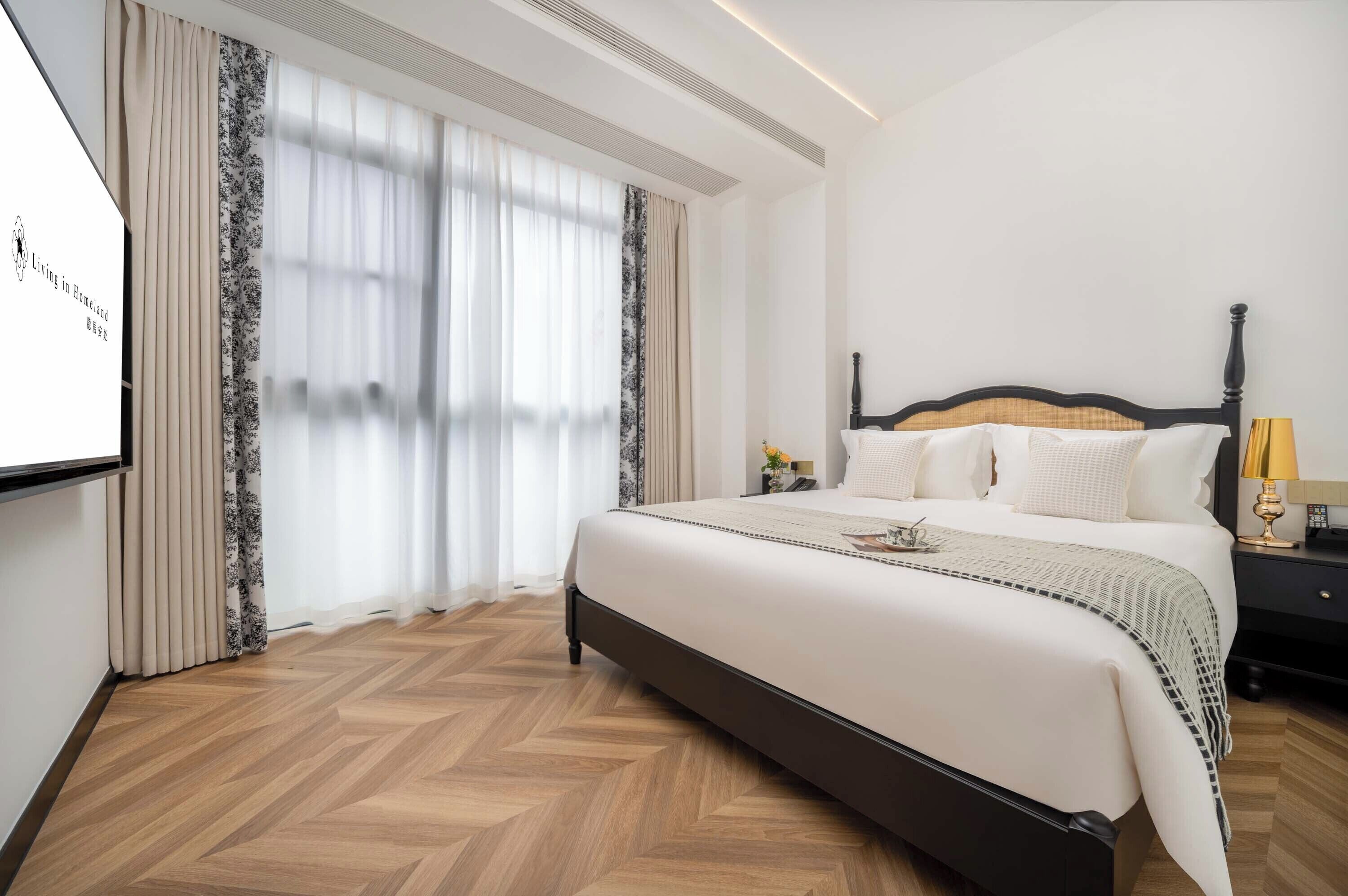 Luxury Suite, City View | View from room