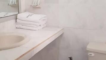 Quarto standard | Banheiro