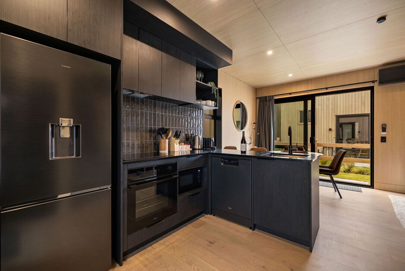 Coffee/tea maker, fridge, microwave, oven