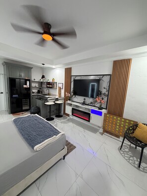 1 bedroom, iron/ironing board, WiFi, bed sheets