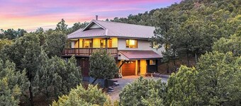 Breathtaking Cabin Backing the National Forest