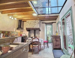 Coffee/tea maker, fridge, microwave, oven - Git'zen - LA ROCHE-JAUDY (LA ROCHE-JAUDY)