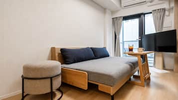Apartment, Non Smoking | Living area