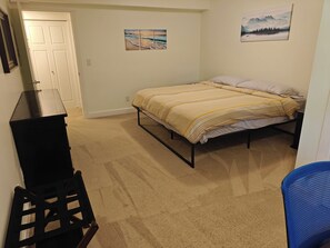 1 slaapkamer, een bureau, gratis wifi, beddengoed