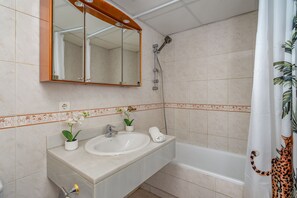 Kylpyhuone