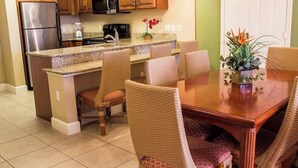 Dining - Westgate Lakes 1-bedroom (Orlando)