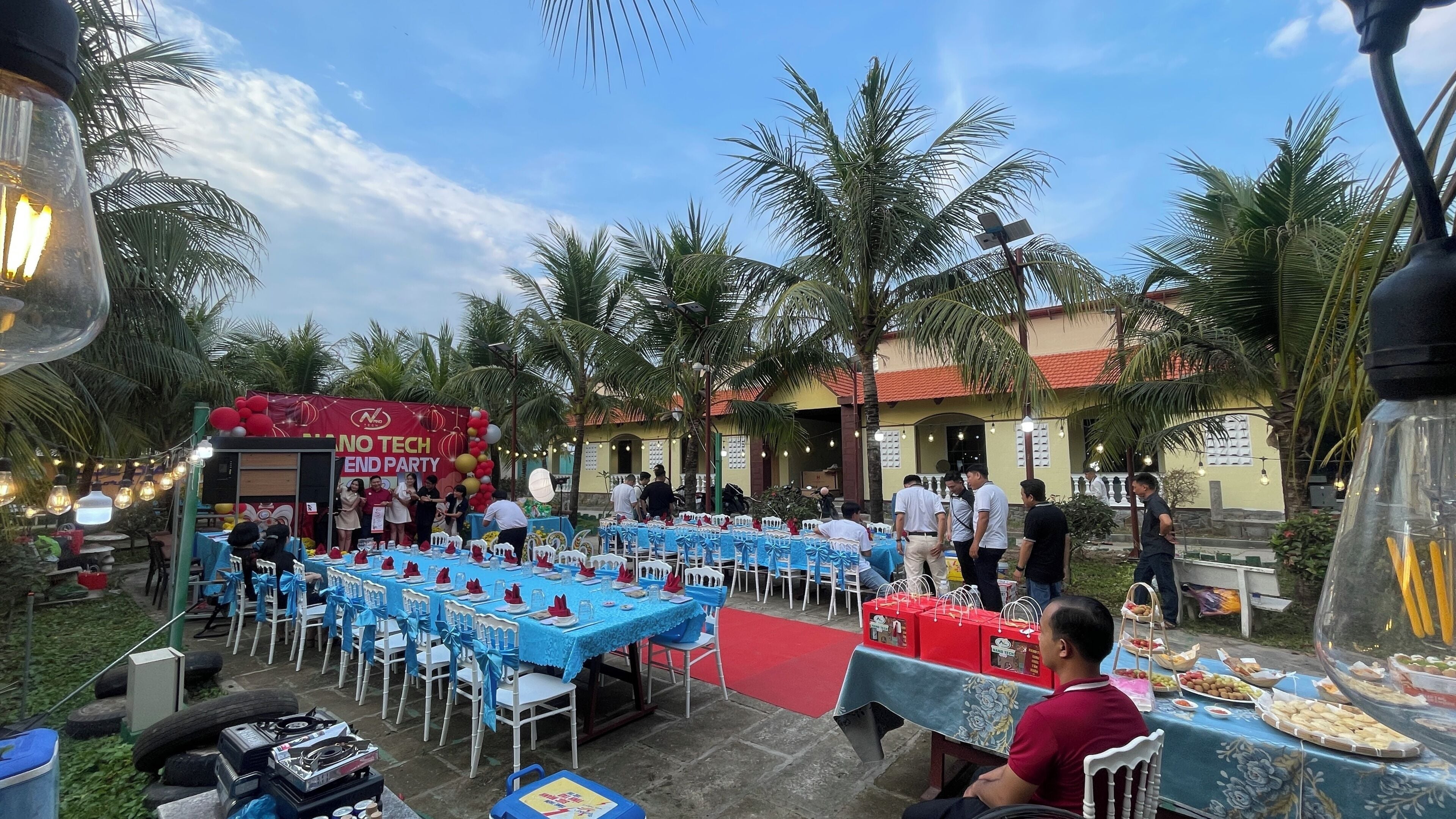 Khu tổ chức đại tiệc ngoài trời
