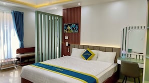 Luxury Villa, 1 King Bed, Pool View