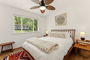 3 habitaciones, tabla de planchar con plancha y wifi gratis 