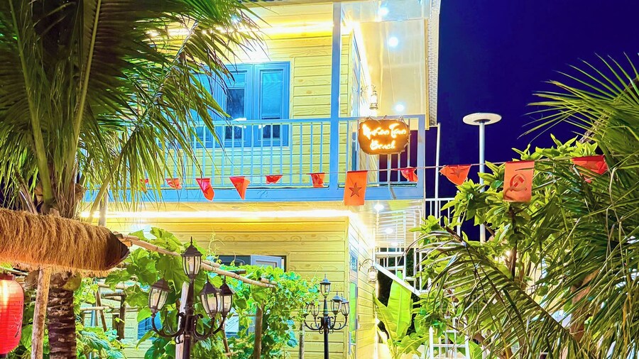 Maison Tran Beach Homestay