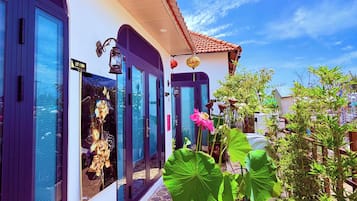 Hiên