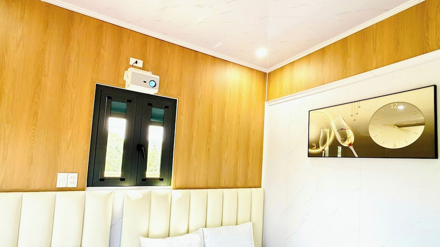 Maison Tran Beach Homestay