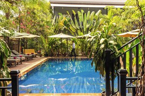 Pool - Cozy Entire Place & breakfast in charming Siem Reap Province with AC (Siem Reap Province)