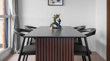 Apartment | In-room dining