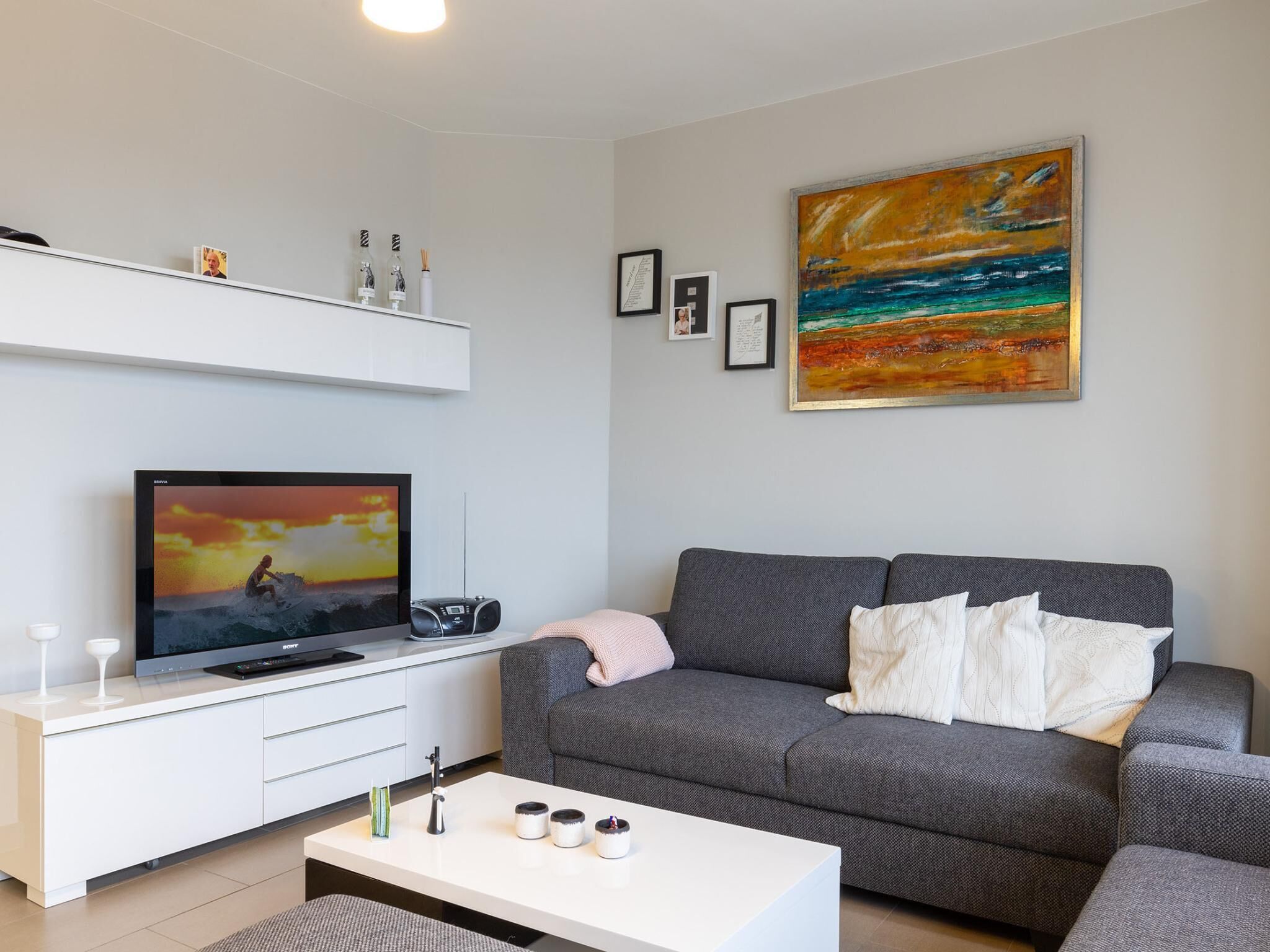 Spacious 2-bedroom Apartment Near The Sea - Brygge