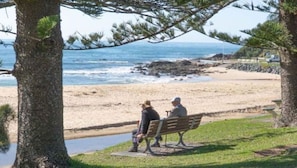 Nära stranden och strandhanddukar
