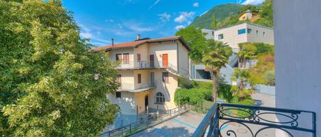 Standard Apartment, 1 Bedroom, Microwave, Mountainside (Casa Pontaccio With Terrace And View) | Property grounds