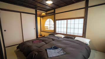 WiFi, bed sheets
