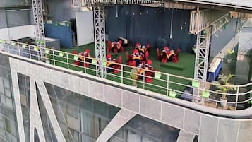 Tempat makan luar