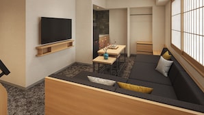 Superior Room, Non Smoking (6 Beds, Bunk Style) | Peti besi dalam bilik, Wi-fi percuma, cadar katil 