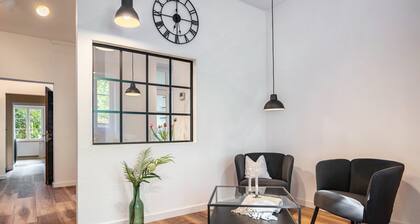 Spacious, Modern Old Town Apartment with 4 Bedrooms, Garden, Terrace, and Balcony