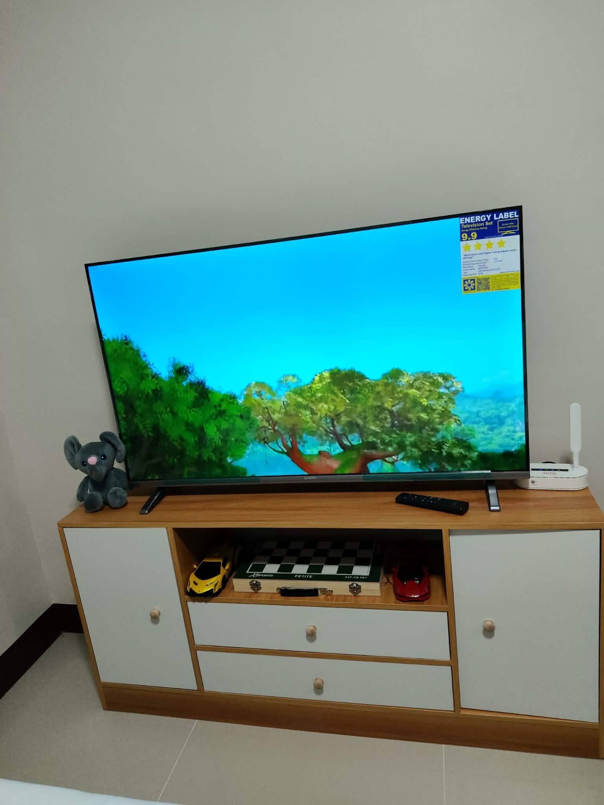 TV