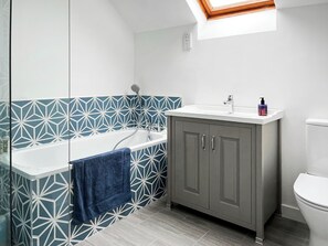 Towels - 3 bedroom accommodation in Collieston (Collieston)