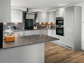 Dishwasher, high chair - 3 bedroom accommodation in Collieston (Collieston)
