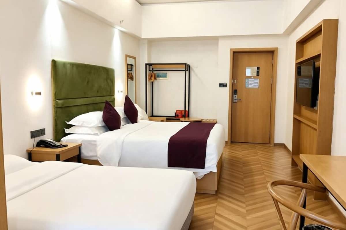 Ropa de cama de alta calidad y escritorio
