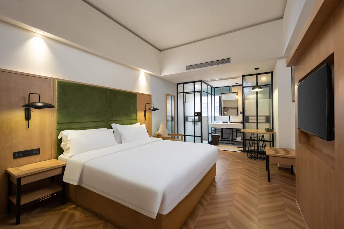 Ropa de cama de alta calidad y escritorio