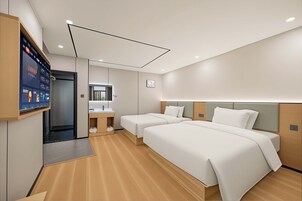 Quarto duplo superluxo | Espaço de trabalho para notebook, cortinas blackout, Wi-Fi de cortesia