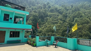 Unclassified image, 3 of 9, button - Sunil Lodge (Gaurikund)