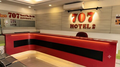 Hotel Taming Sari 707
